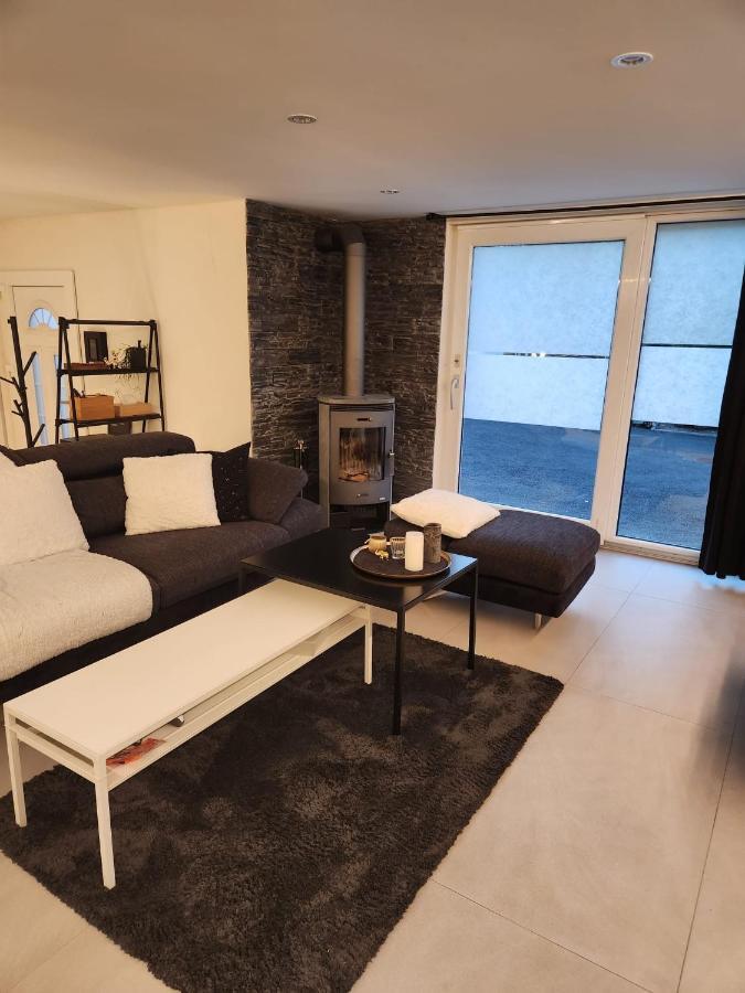 Appartement Moderne Avec Terrasse Et Piscine A Chatel Sur Bex Kültér fotó